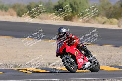 media/Oct-08-2022-SoCal Trackdays (Sat) [[1fc3beec89]]/Turn 10 (945am)/